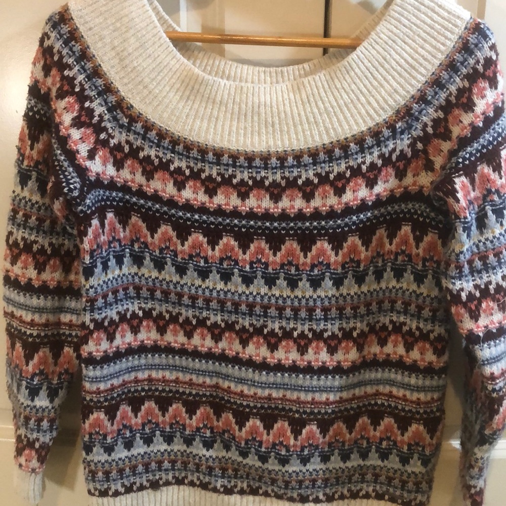 Abercrombie and Fitch Patterned Open Neck Sweater